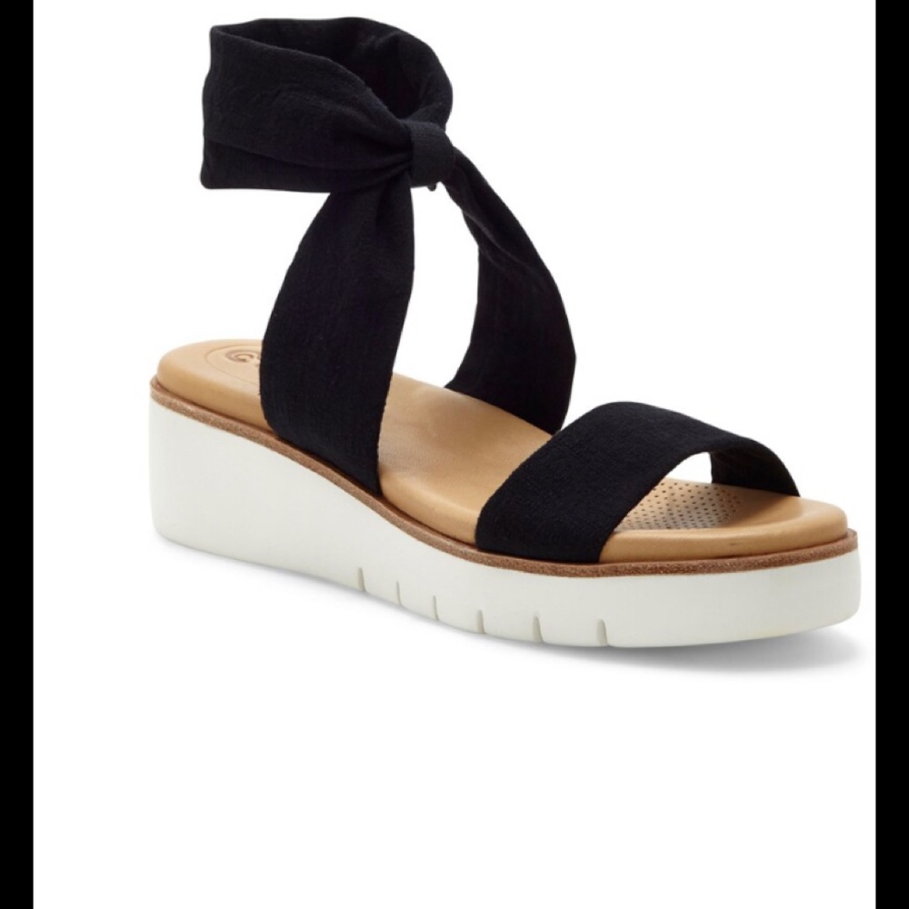Corso Como - Navy - Blake Wedge Sandal Sz 11
